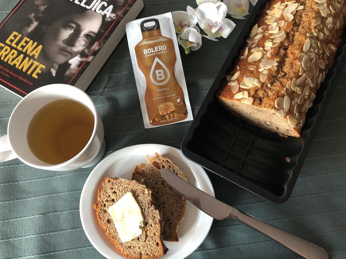BANANA-BREAD